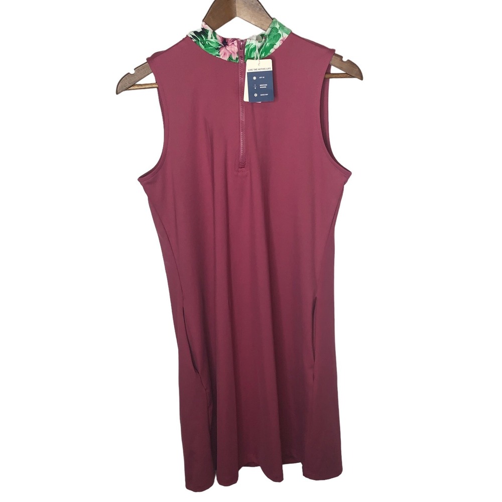 Tommy Bahama Golf  Dress 1/4 Zip w/shorts Wonens Medium Magenta Floral